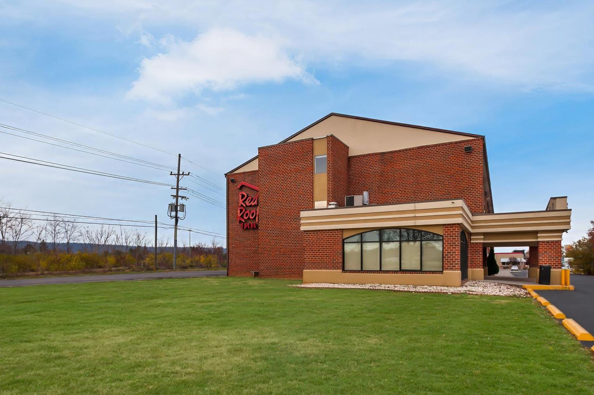 Red Roof Inn Martinsburg Exteriör bild